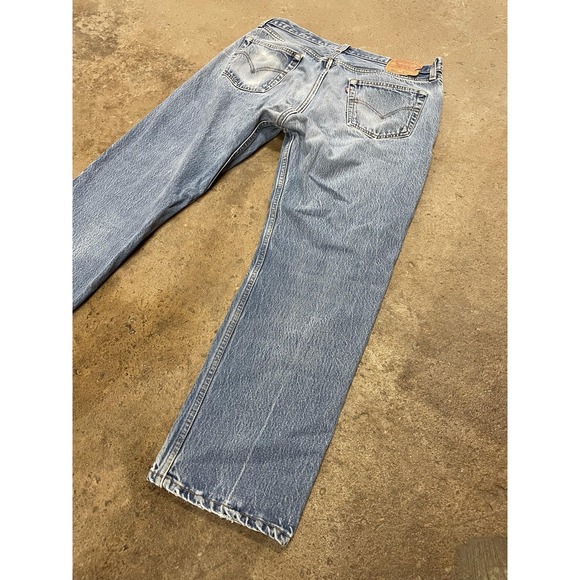 Vintage Levis 501 Jeans Mens 38x28 Light Blue Straight Leg Button Fly USA 90s - Picture 11 of 16